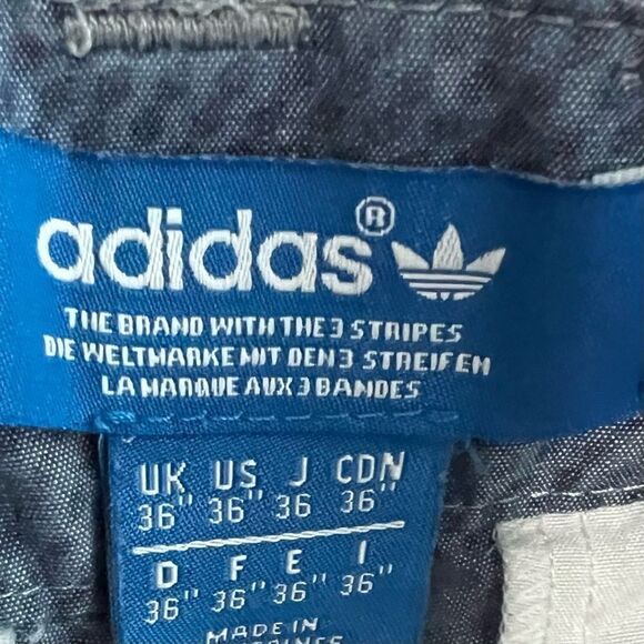 Adidas Blue Chino Style Gold Shorts Size 36 - Picture 4 of 5